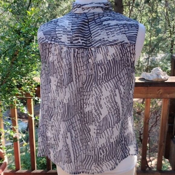 Ellen Tracy Silk Dress Blouse - Picture 5 of 11